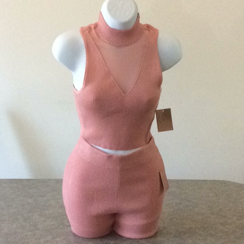 mock neck mesh detail crop top and short set